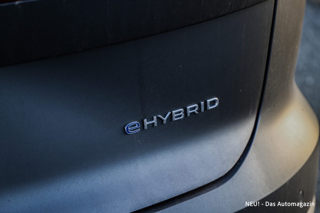 eHybrid Badge