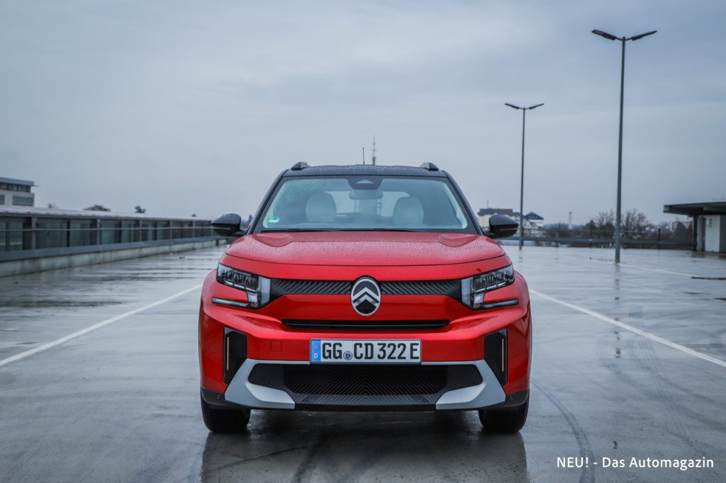 Citroen e-C3 Aircross Front