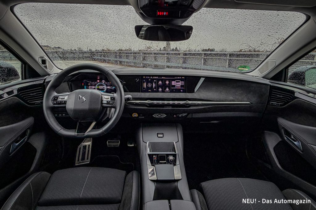 DS No.4 E-Tense Interieur