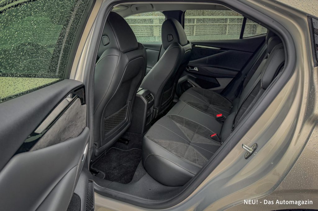 DS No.4 E-Tense Fond