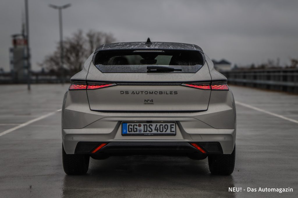 DS No.4 E-Tense Heck