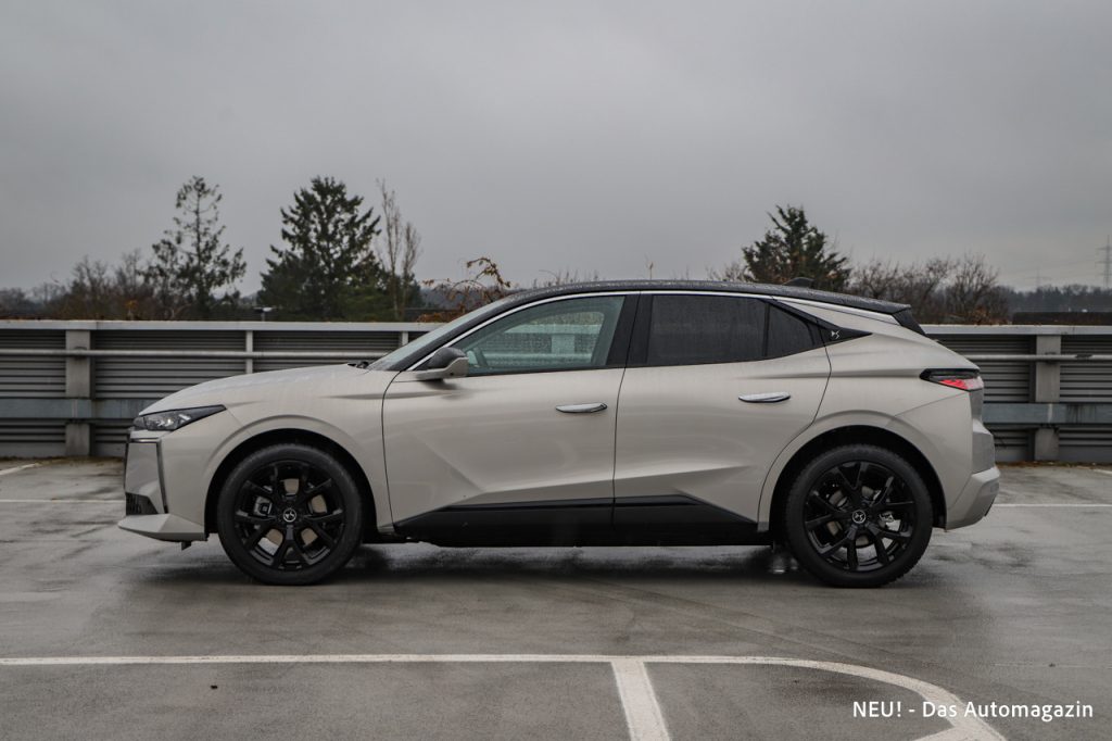 DS No.4 E-Tense Seite