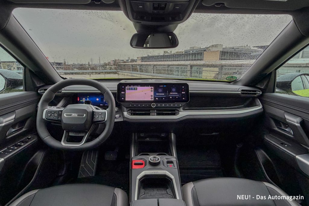 Jeep Compass Elektro Interieur