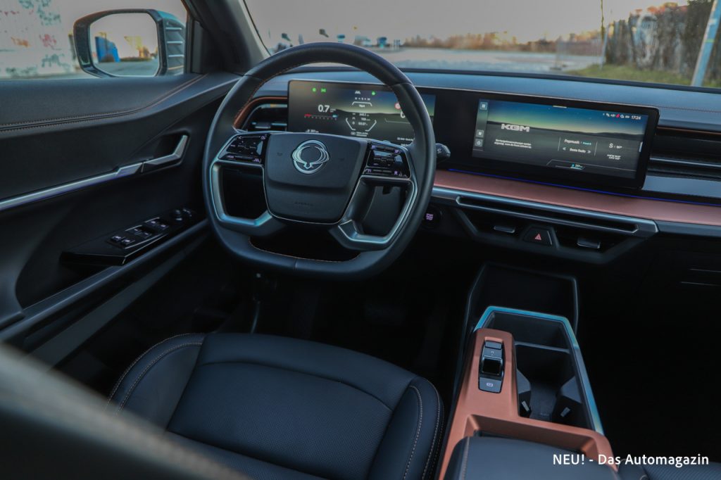 KGM Torres 4WD Interieur