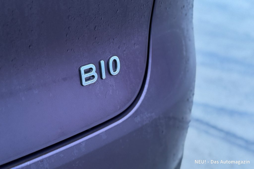 B10 Badge