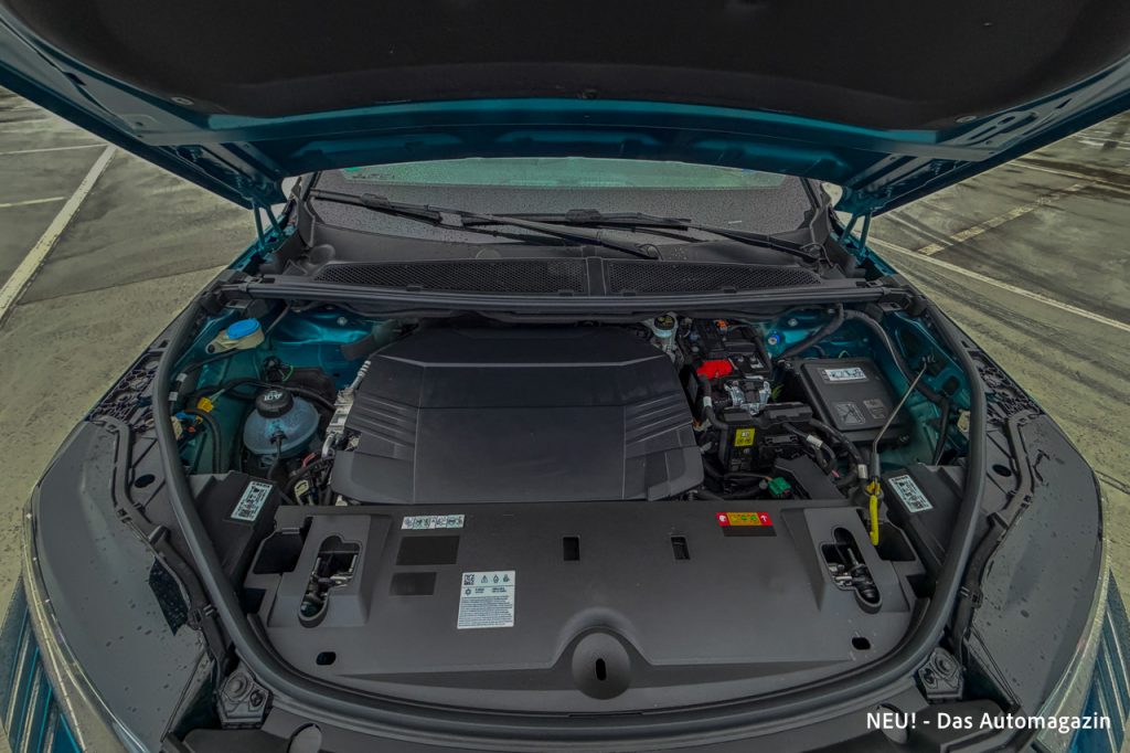 Peugeot E-5008 Motor