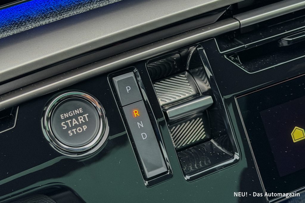 Peugeot E-5008 Gangwahl Wippe