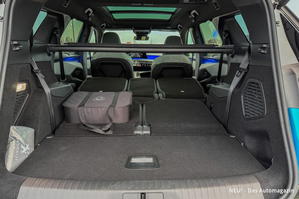 Peugeot E-5008 Laderaum