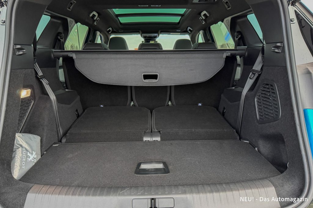 Peugeot E-5008 Kofferraum