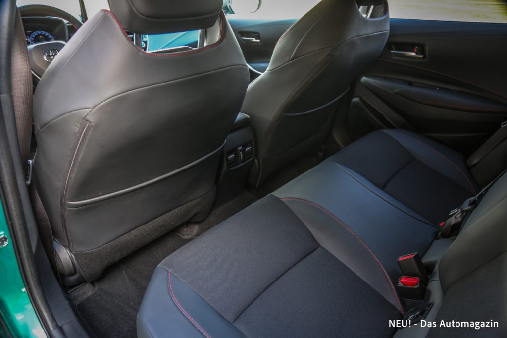 Toyota Corolla Touring Sports Hybrid Fond