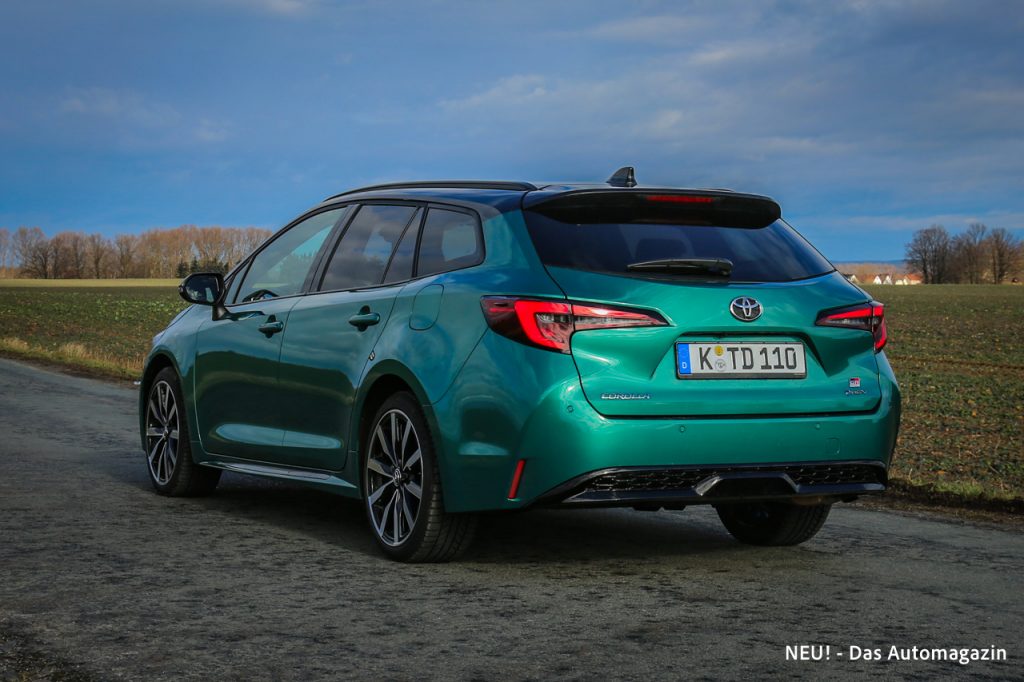 Toyota Corolla Touring Sports Hybrid rear