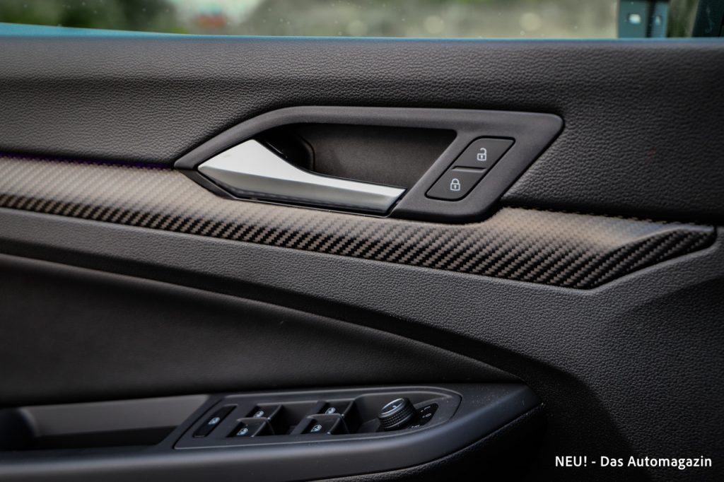 VW Golf R Black Edition Carbon Tür