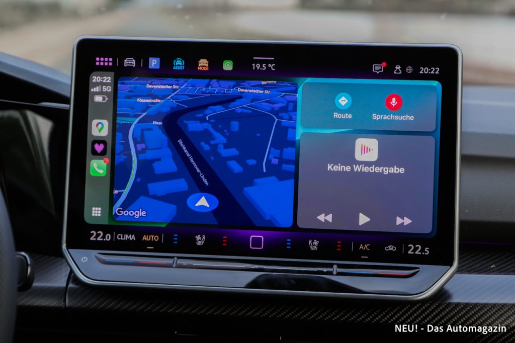 VW Golf R Black Edition Infotainment
