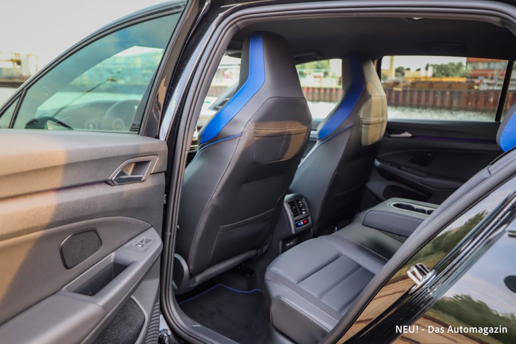 VW Golf R Black Edition Fond