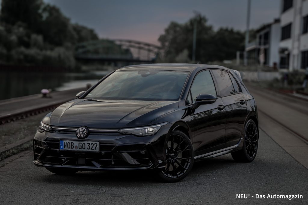 Golf R Black Patch VW Golf R Black Edition Test: Der 333-PS-Golf für 70.000 Euro