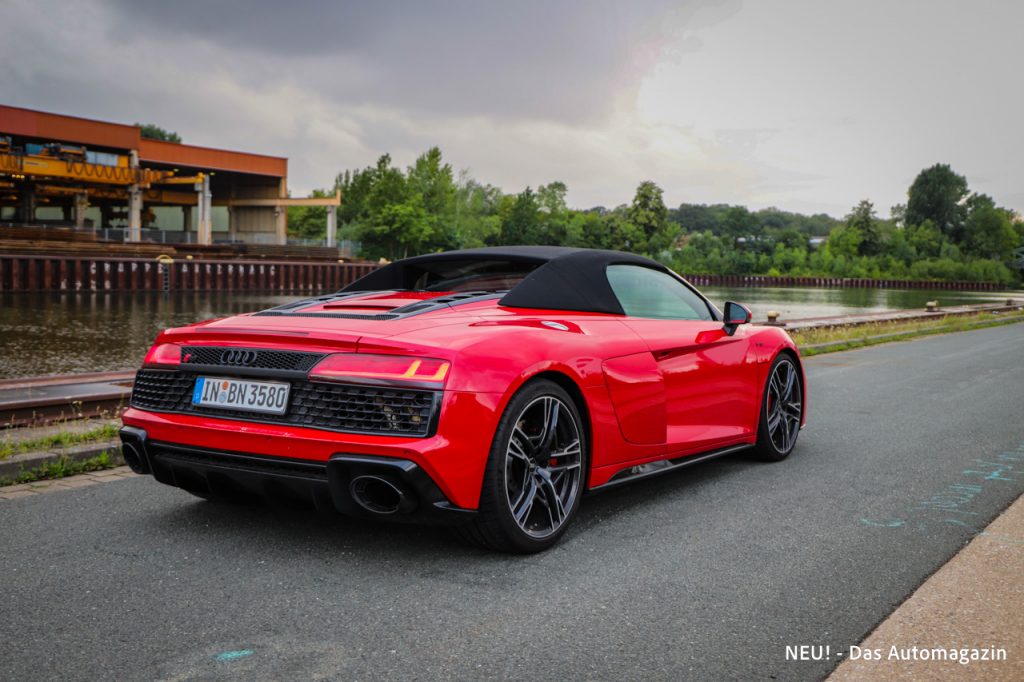 Audi R8 Spyder RWD Verdeck geschlossen