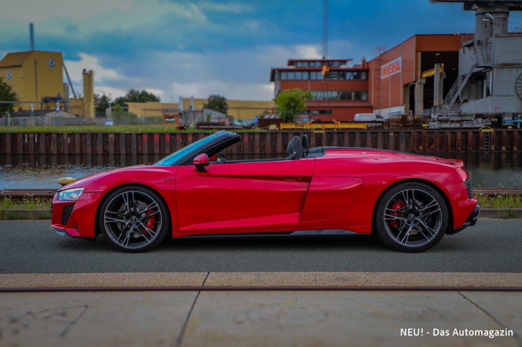 Audi R8 Spyder RWD Seite