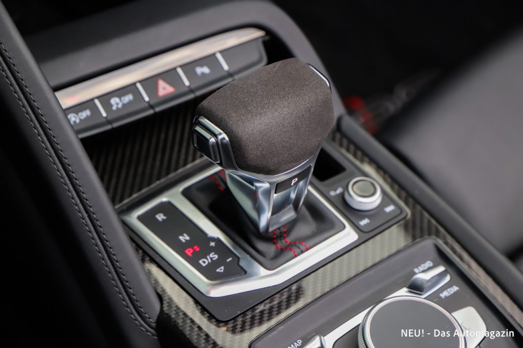 Audi R8 Spyder RWD Automatik Wählhebel