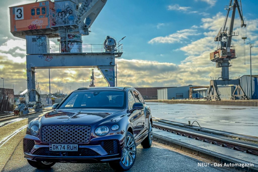 Bentley Bentayga EWB Claret