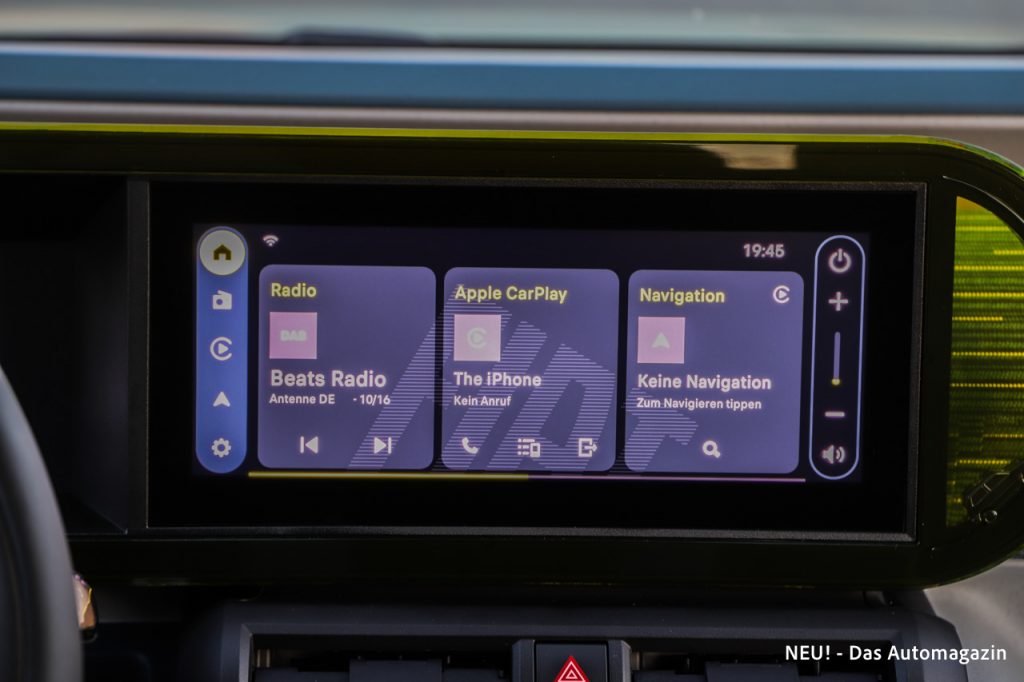 Fiat Grande Panda Hybrid Infotainment