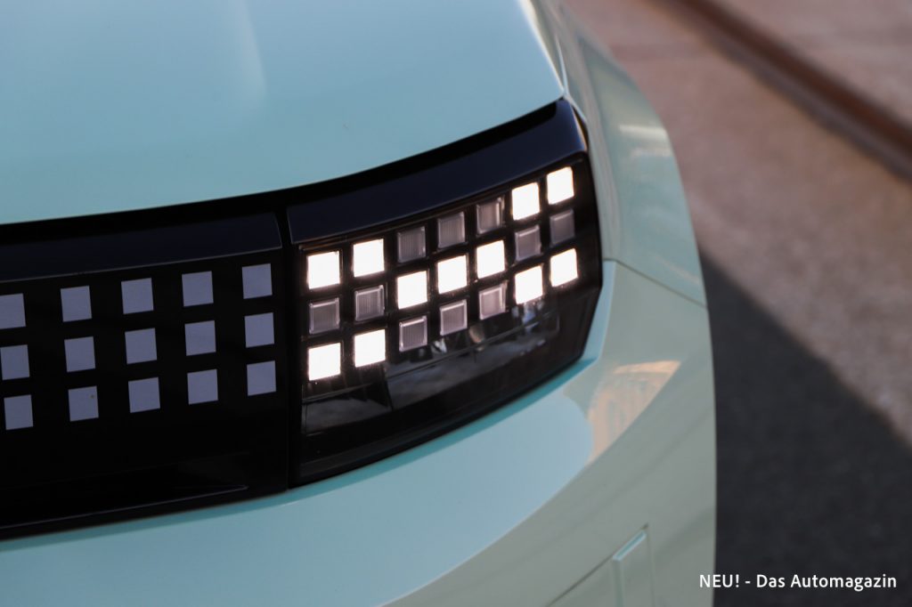 Fiat Grande Panda Hybrid Lichtsignatur