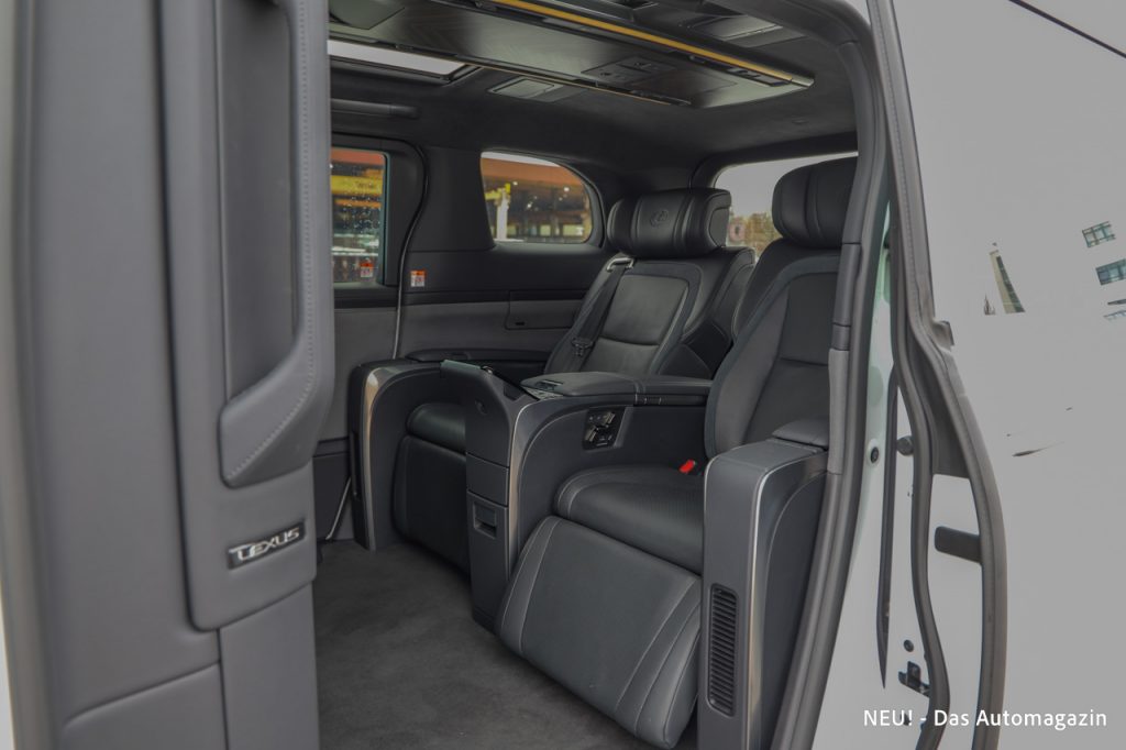 Lexus LM 350h Luxury Fond