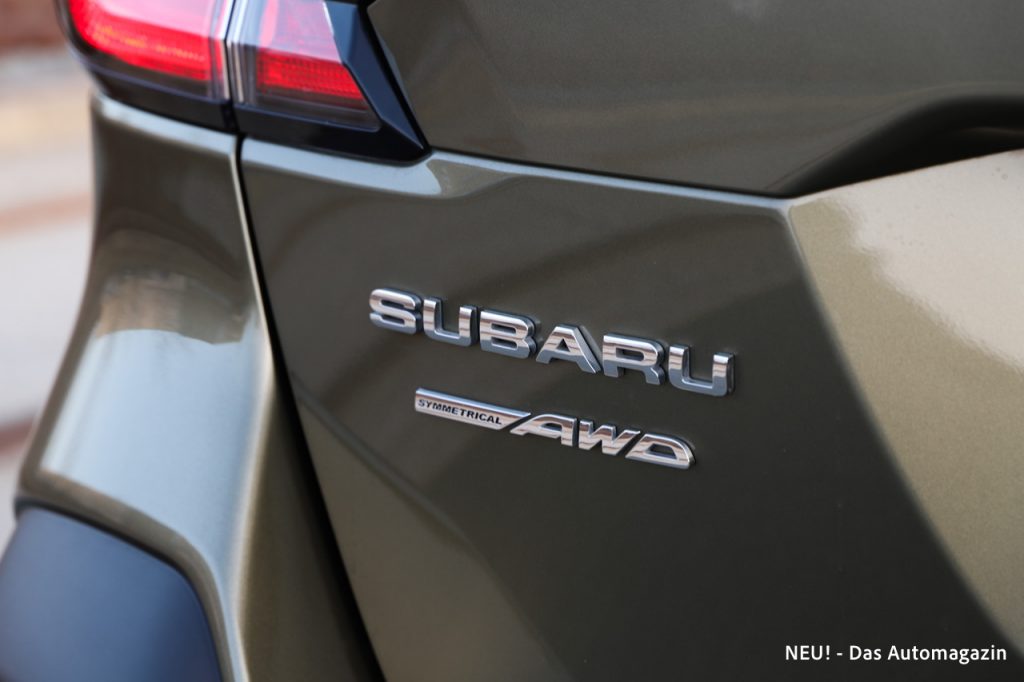 Symmetrical AWD Badge