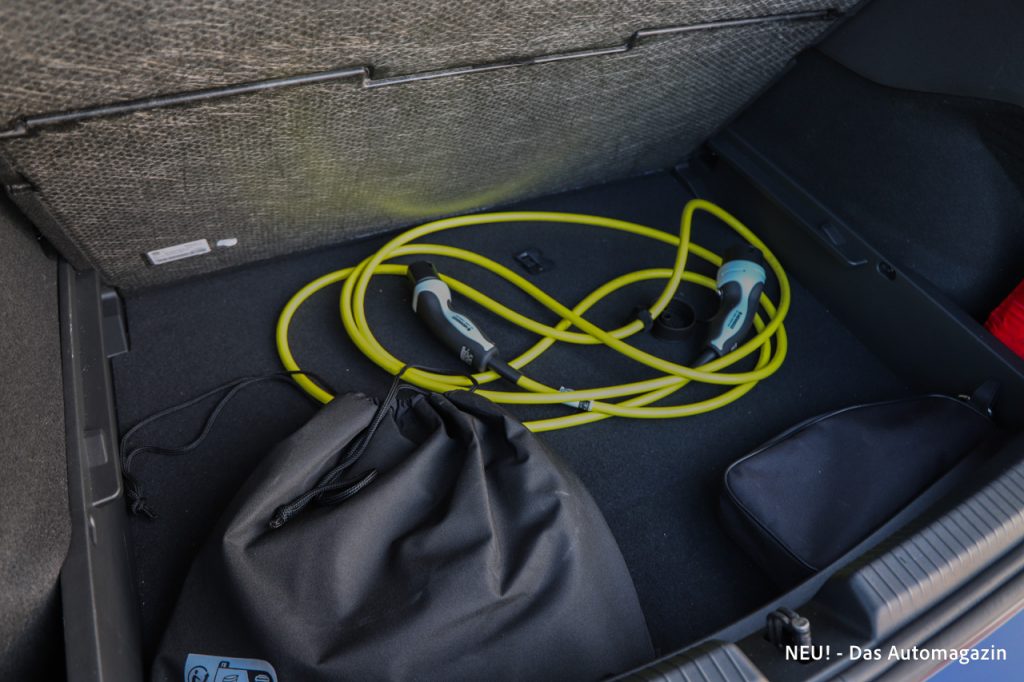 VW ID.3 GTX Fire+Ice Ablage Kofferraum