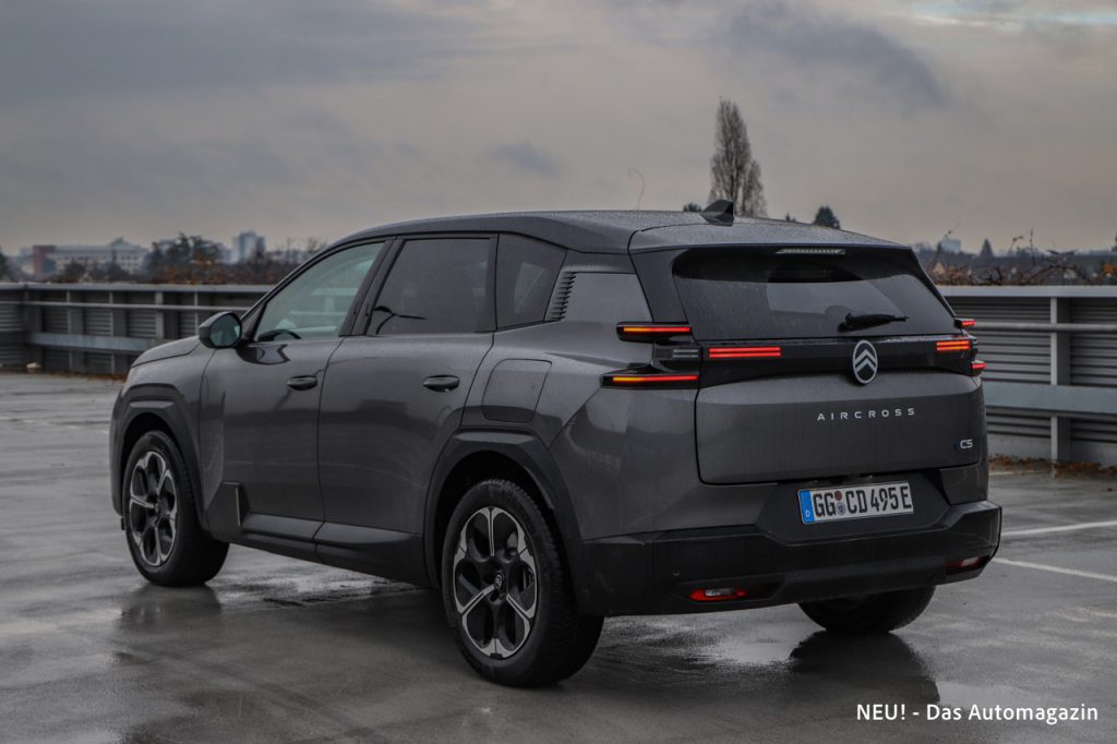 Citroen e-C5 Aircross rear