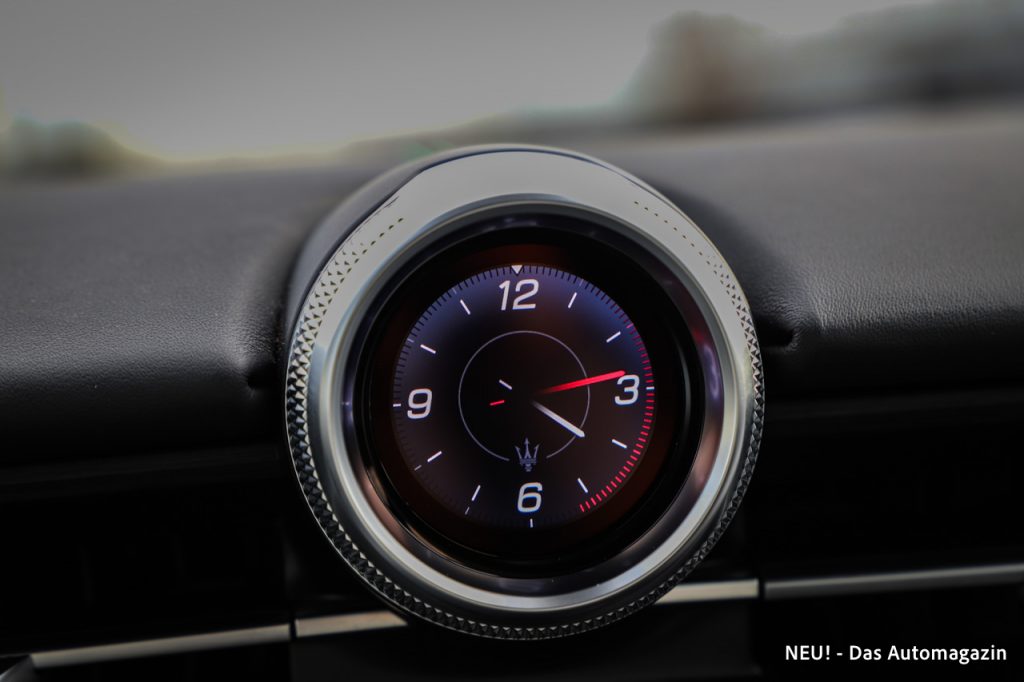 Maserati GranTurismo Trofeo Uhr