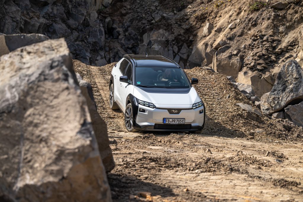 Subaru Solterra 2026 Gelände