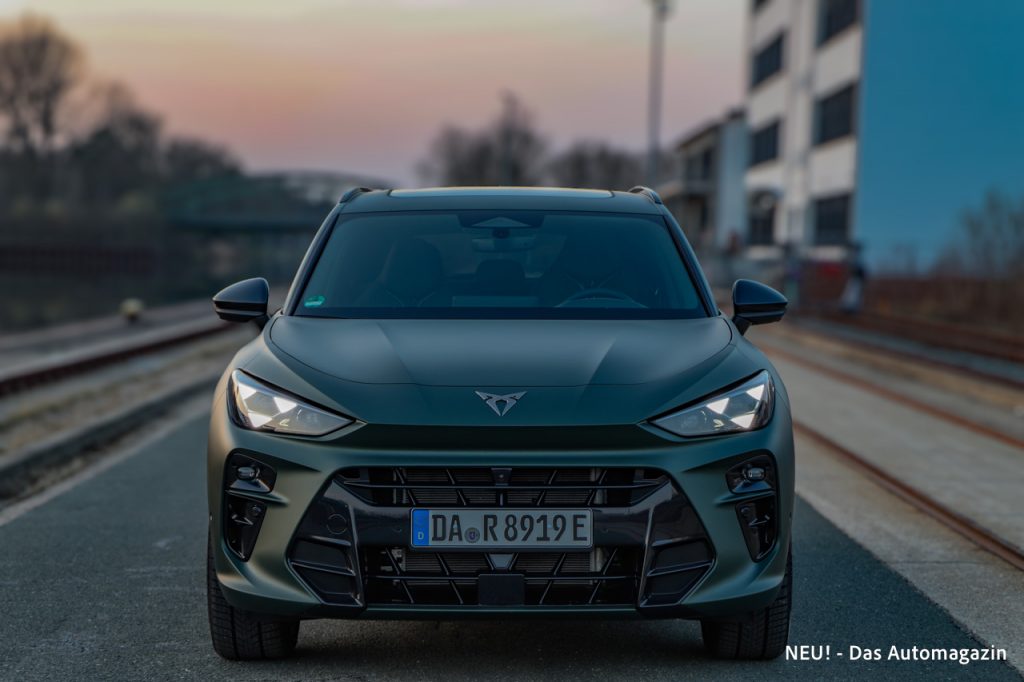 Cupra Terramar Hybrid Front