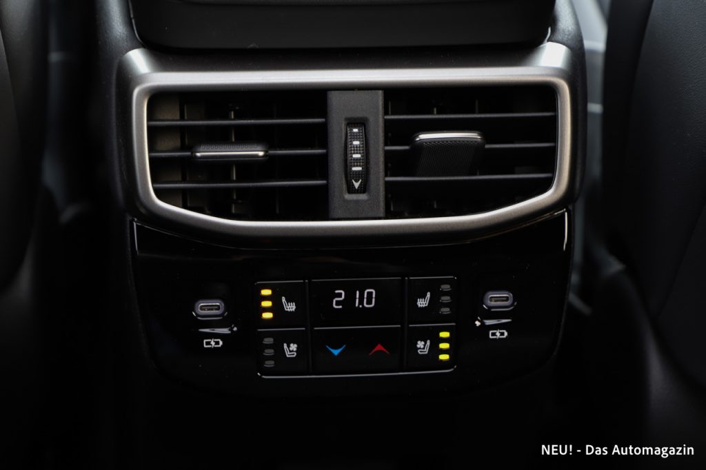 Lexus RX 500h Klimabedienung Fond