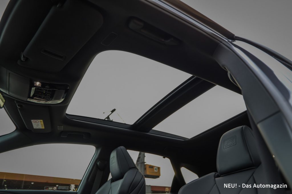 Lexus RX 500h Panorama-Glasdach