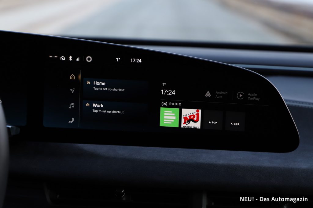 Lucid Air Grand Touring Infotainment
