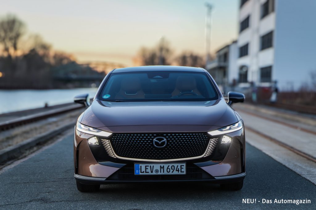 Mazda 6e EV Front