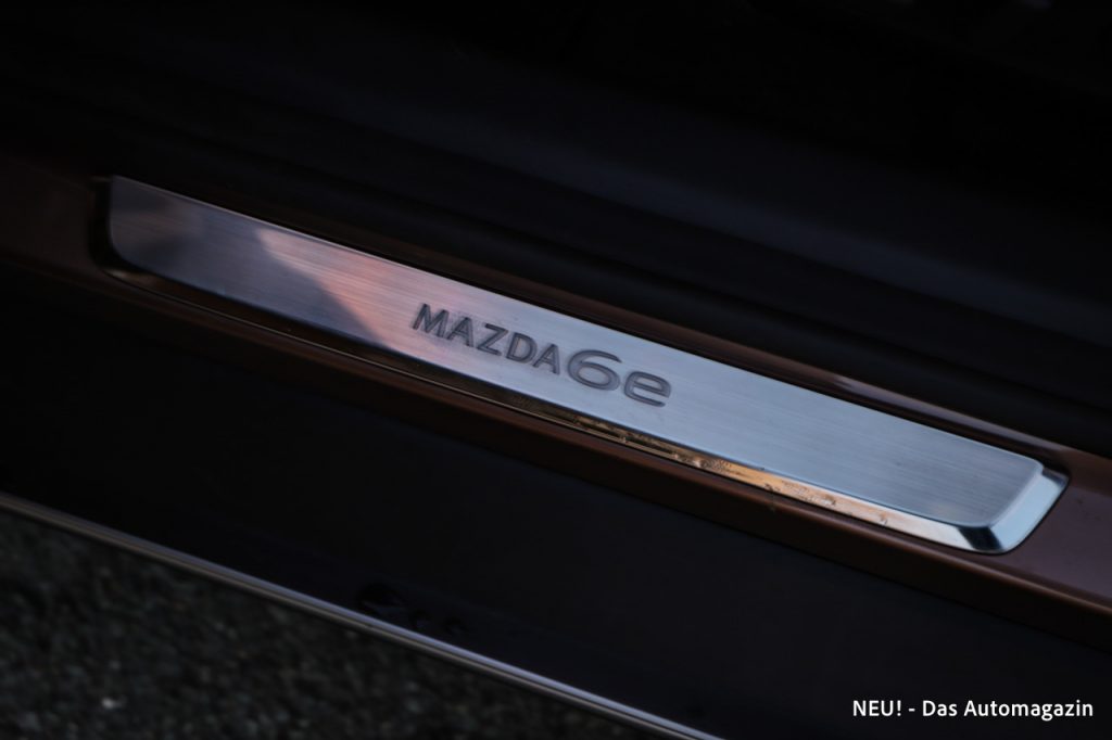 Mazda 6e EV Einstiegsleiste