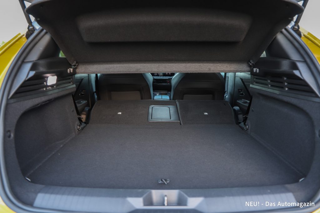 Opel Astra PHEV Facelift Laderaum