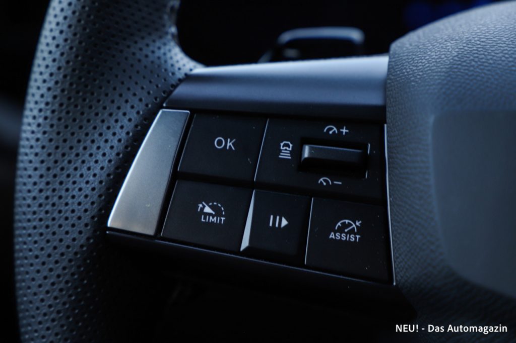 Opel Astra PHEV Facelift Tasten Lenkrad