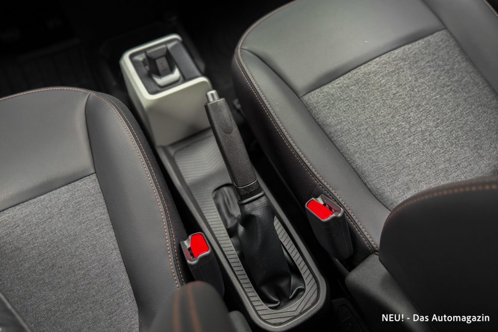 Dacia Spring Electric 100 mechanische Handbremse