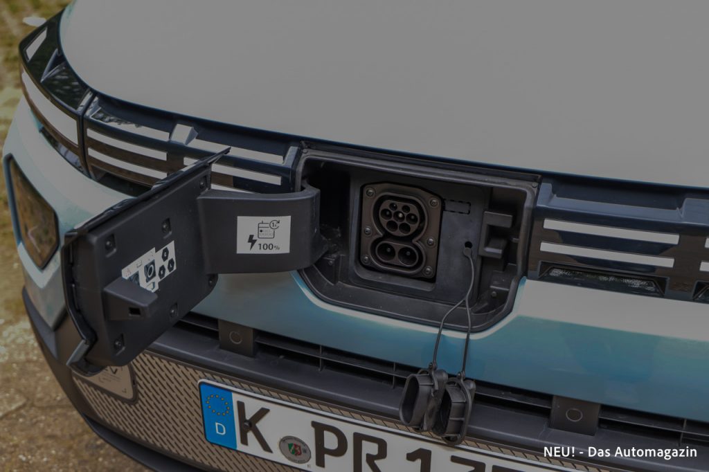 Dacia Spring Electric 100 Ladeanschluss