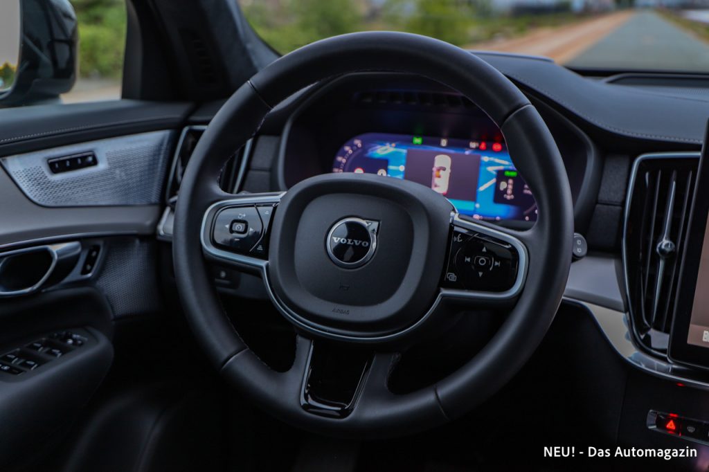 Volvo XC90 T8 Lenkrad