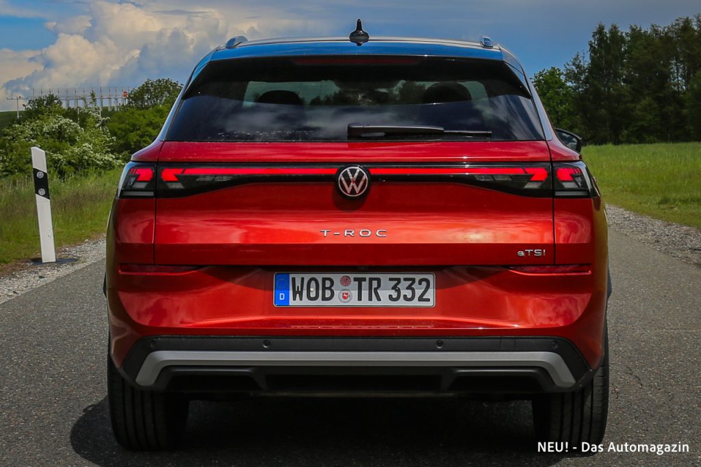 VW T-Roc eTSI Heck