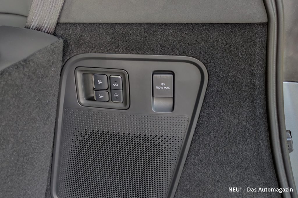 XPeng X9 RWD elektrisches Umklappen der Sitze