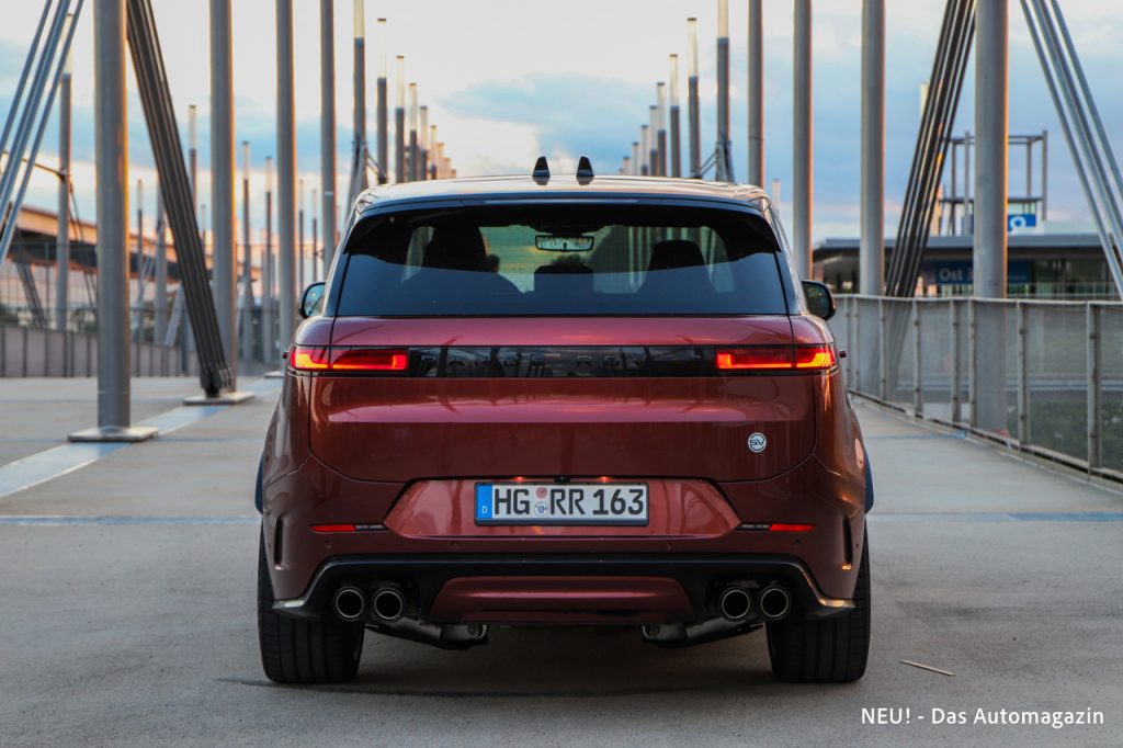 Range Rover Sport SV Heck