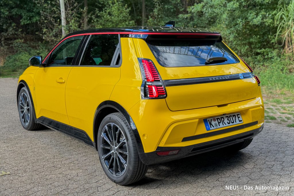 Renault 5 E-Tech hinten