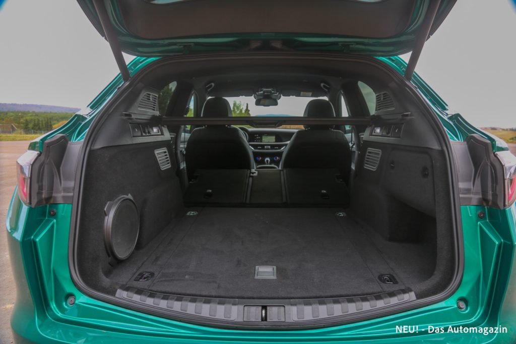 Alfa Romeo Stelvio Diesel Laderaum