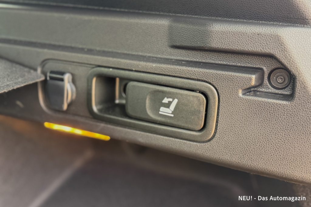 Dacia Bigster 4x4 umklappbare Rücksitzlehnen