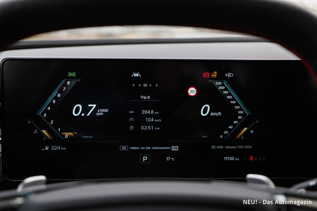 KGM Actyon 4WD Cockpit