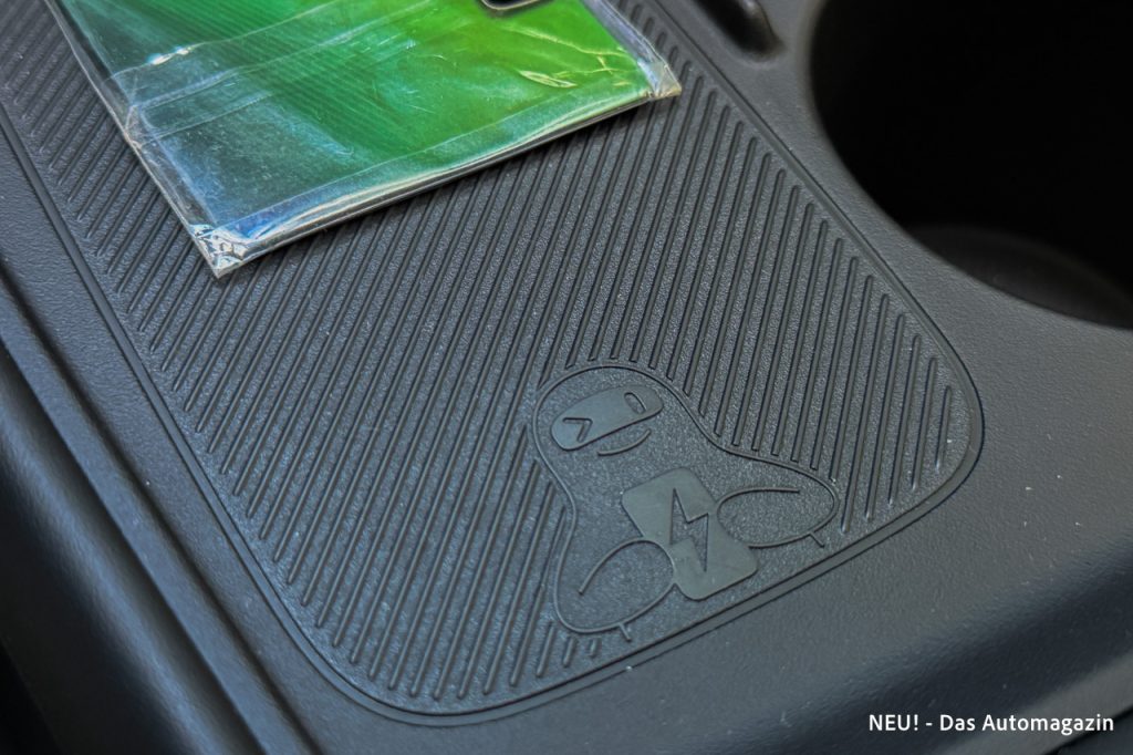 Leapmotor B03X Easter Egg